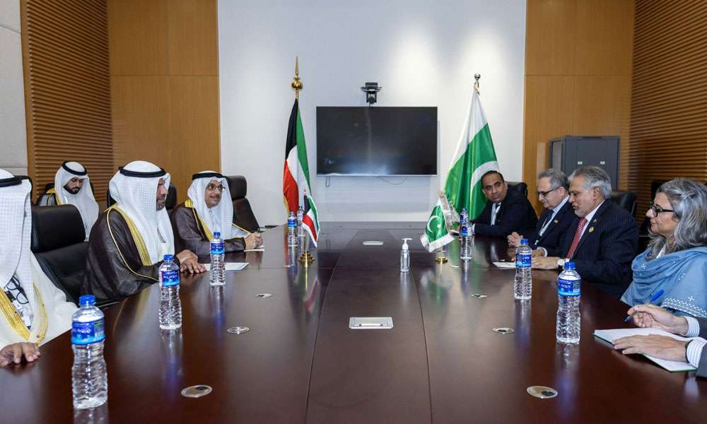 ممثل سمو أمير البلاد وزير الخارجية يلتقي في غامبيا نائب رئيس الوزراء ...