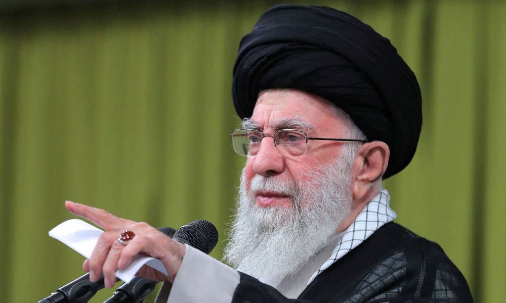 خامنئي يحمل ترامب مسؤولية “الخسائر والأضرار” أثناء الاحتجاجات في إيران