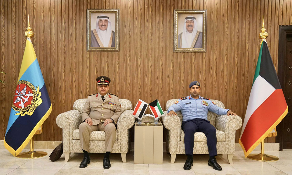 نائب رئيس الأركان العامة للجيش يبحث مع وفد عسكري مصري موضوعات مشتركة