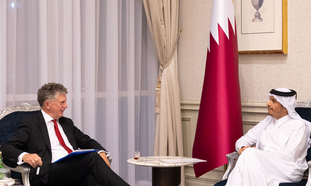 رئيس الوزراء القطري يبحث مع مستشار الامن القومي البريطاني الأوضاع في المنطقة
