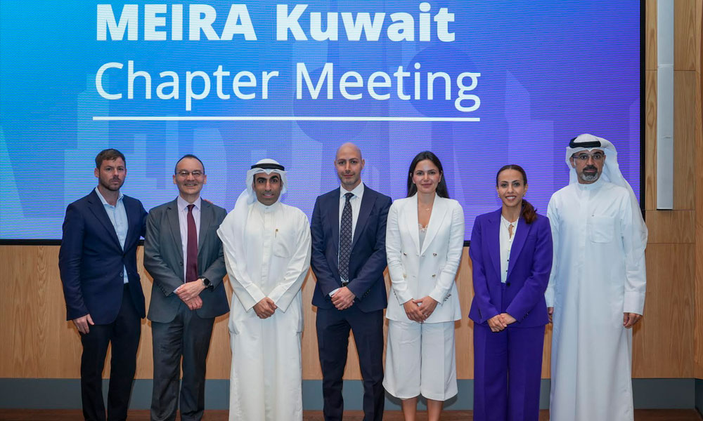 بورصة الكويت تواصل جهودها لتعزيز علاقات المستثمرين في سوق المال الكويتي