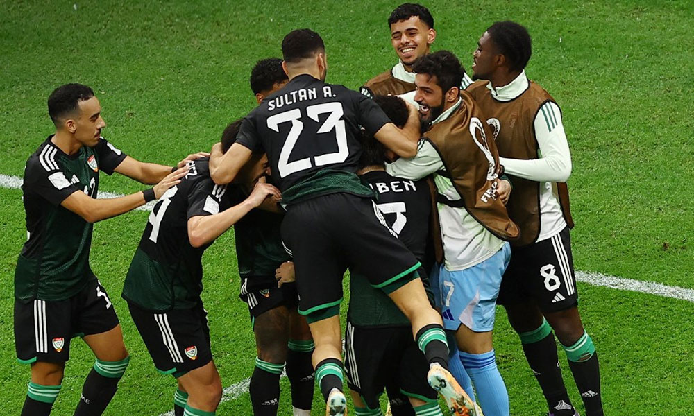 كأس العرب: الإمارات تجرد الجزائر من اللقب وتبلغ نصف النهائي