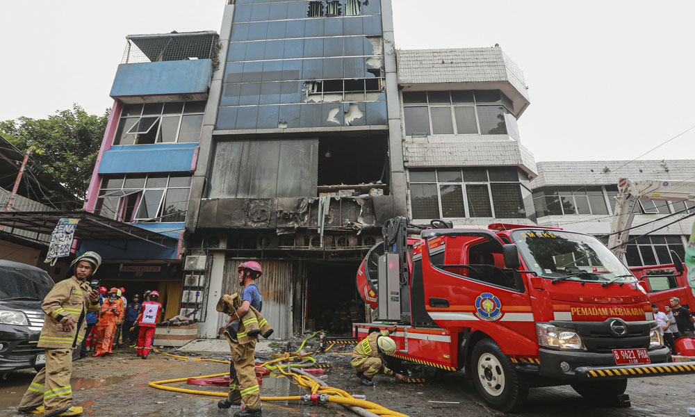 20 قتيلا على الأقل في حريق بمبنى في جاكرتا