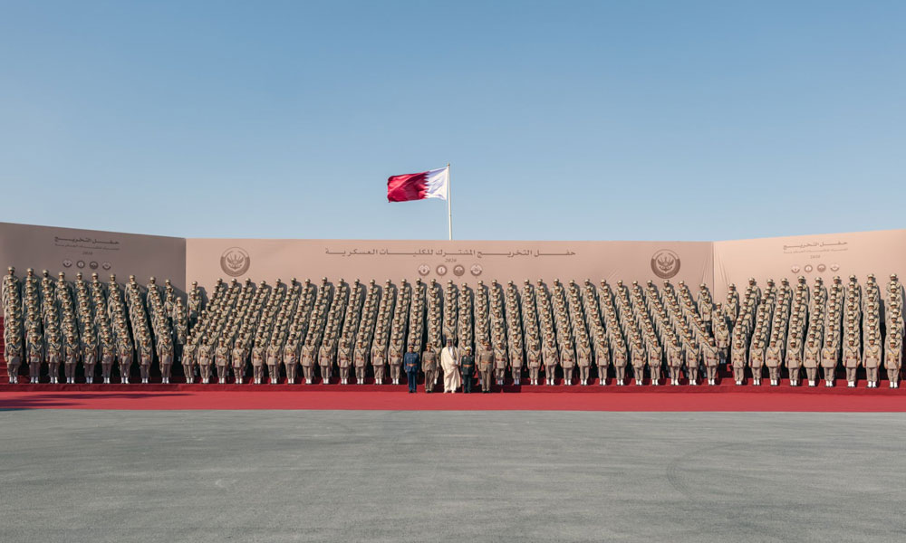 تخرج 11 طالبا كويتيا من كلية أحمد بن محمد العسكرية وأكاديمية محمد بن غانم البحرية في قطر