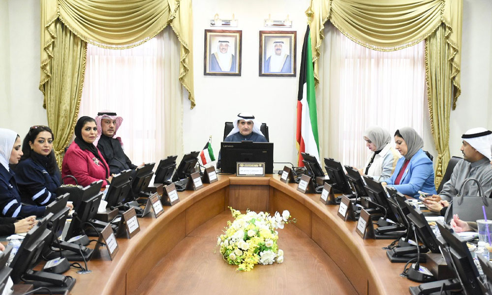 “الجهاز المركزي” يبحث مع “السكنية” تعزيز التعاون وآليات الربط الآلي بينهما