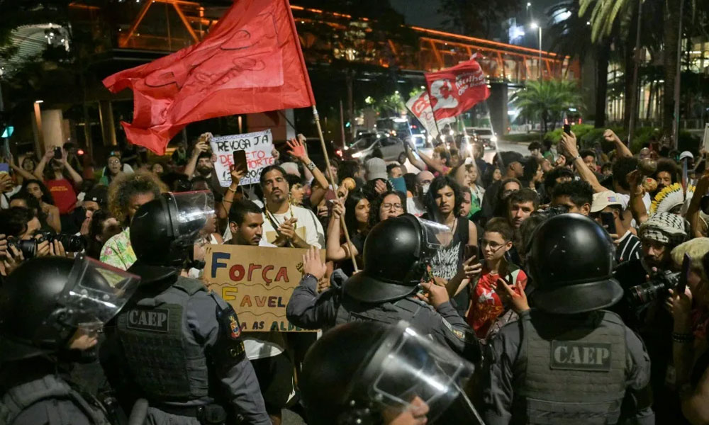 محتجون من السكان الأصليين يحتلون محطة نهرية لشركة كارجيل الأميركية في البرازيل