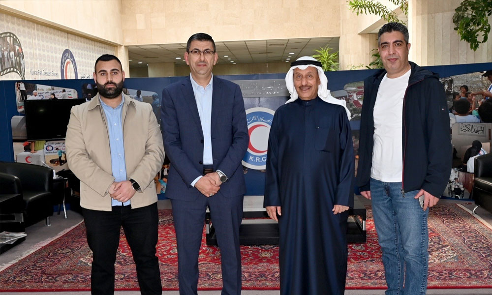 الهلال الأحمر: دعم الشعب الفلسطيني نهج ثابت في عمل الجمعية الإنساني