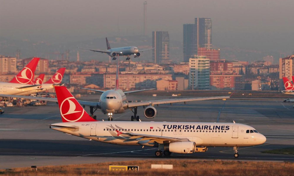 مطار اسطنبول يعلن إلغاء الرحلات المتجهة إلى طهران مساء الجمعة