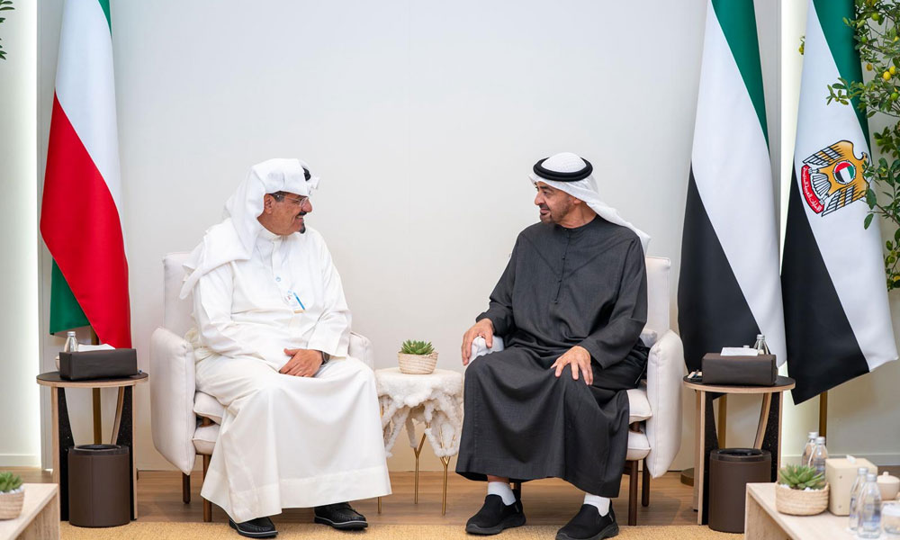 رئيس دولة الإمارات يستقبل سمو رئيس مجلس الوزراء على هامش القمة العالمية للحكومات في دبي