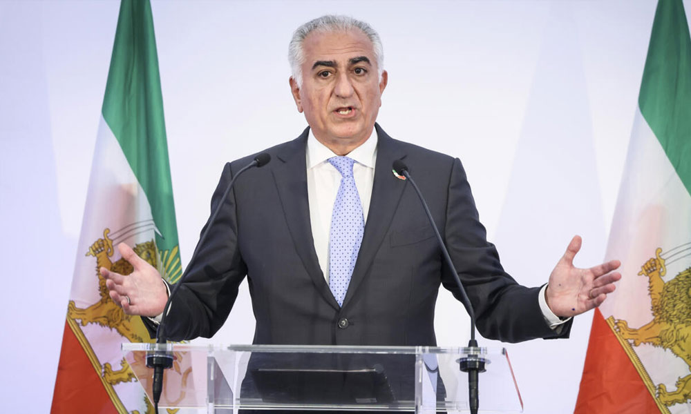 نجل الشاه المخلوع يتعهد قيادة “مرحلة انتقالية” في إيران