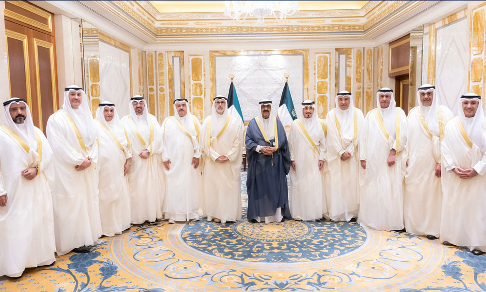 سمو أمير البلاد يستقبل رؤساء البعثات الدبلوماسية الجدد لأداء اليمين القانونية