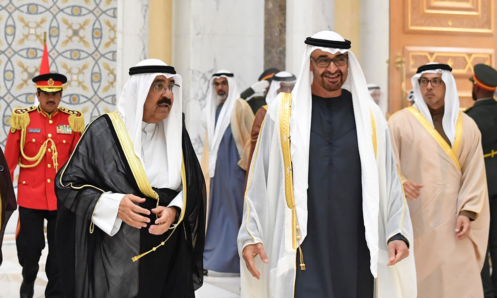 سمو أمير البلاد يتلقى اتصالا هاتفيا من رئيس دولة الإمارات العربية المتحدة