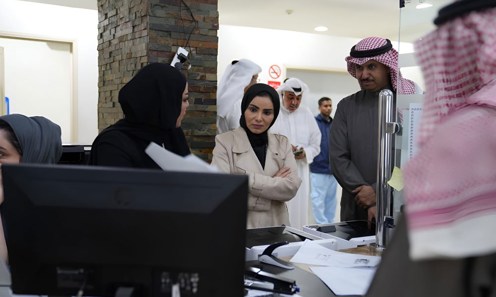 وزيرة الشؤون تتفقد هيئة شؤون ذوي الإعاقة للاطلاع على سير العمل ومستوى الخدمات للمراجعين