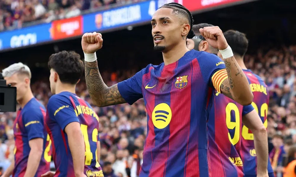 الدوري الإسباني: برشلونة يتمسّك بفارق النقاط الأربع مع ريال بفضل رافينيا