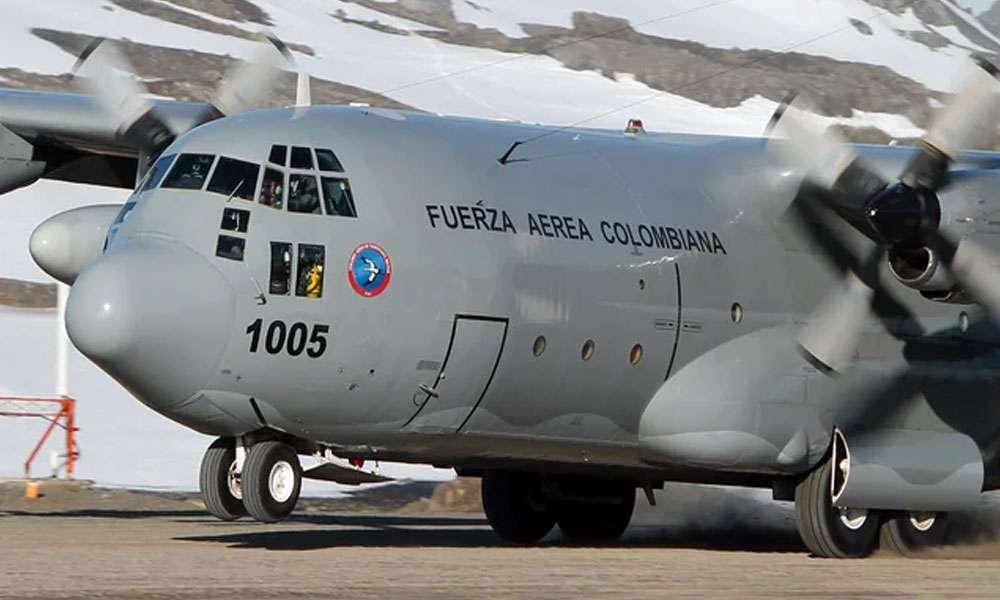 نحو 80 قتيلا في تحطم طائرة عسكرية كولومبية