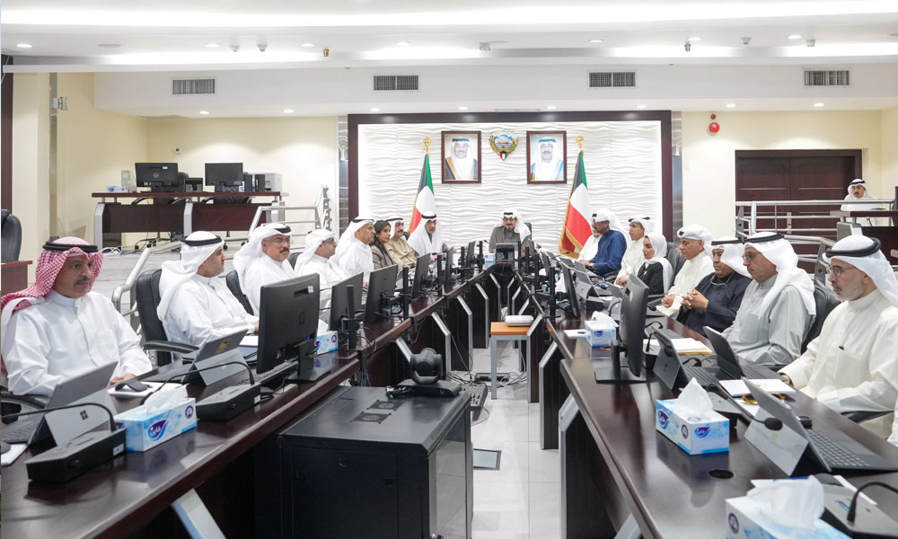 مجلس الوزراء الكويتي يعقد اجتماعا
