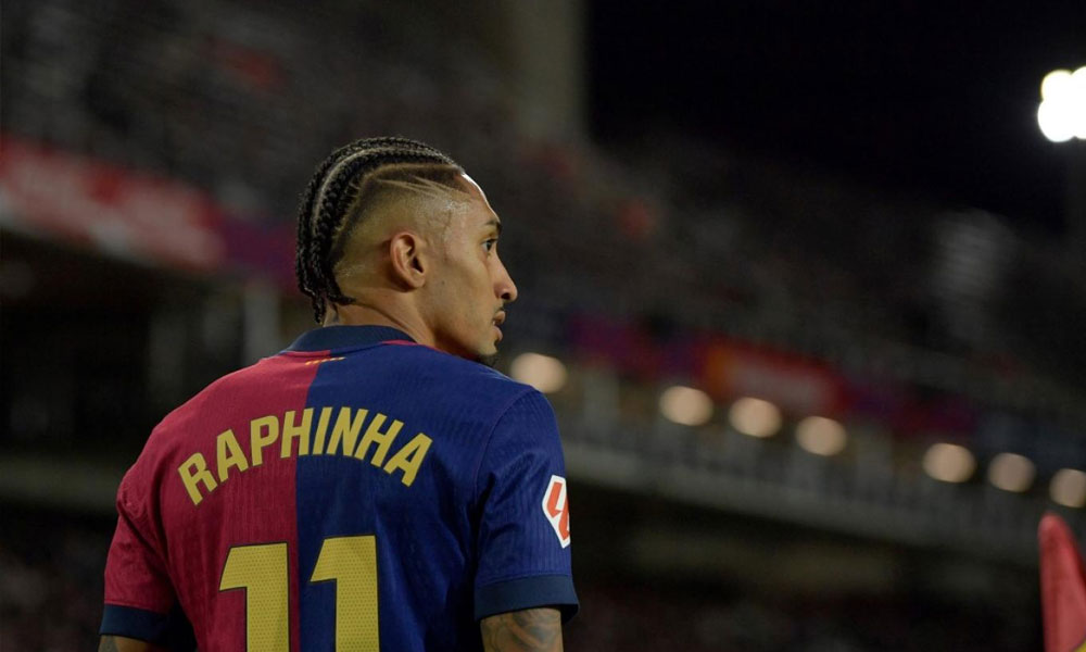 الإصابة تبعد رافينيا عن برشلونة خمسة أسابيع