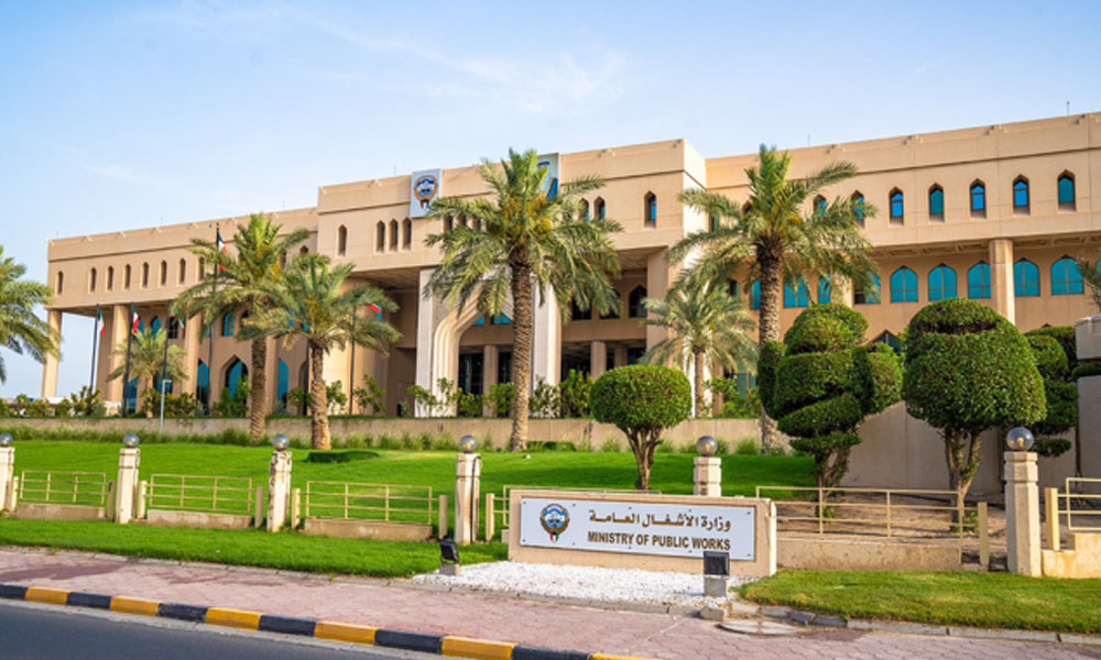 الأشغال: فرق الطوارئ تتواجد على مدار الساعة للتعامل الفوري مع تجمعات مياه الأمطار