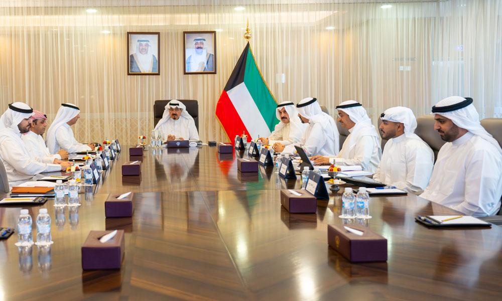 سمو رئيس مجلس الوزراء يترأس اجتماعا لمتابعة إعادة هيكلة الأجهزة الحكومية