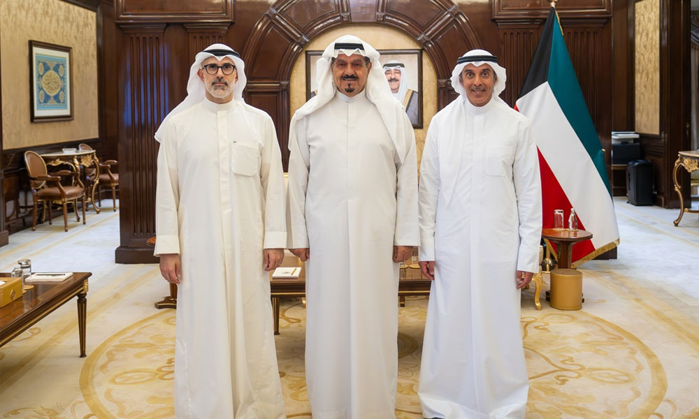 سمو رئيس مجلس الوزراء يستقبل وزير الخارجية ونائبه بمناسبة تعيينه في منصبه الجديد