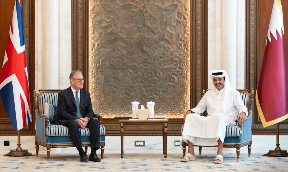 قطر وبريطانيا تؤكدان ضرورة البناء على اتفاق إيقاف إطلاق النار وصولا إلى اتفاق دائم