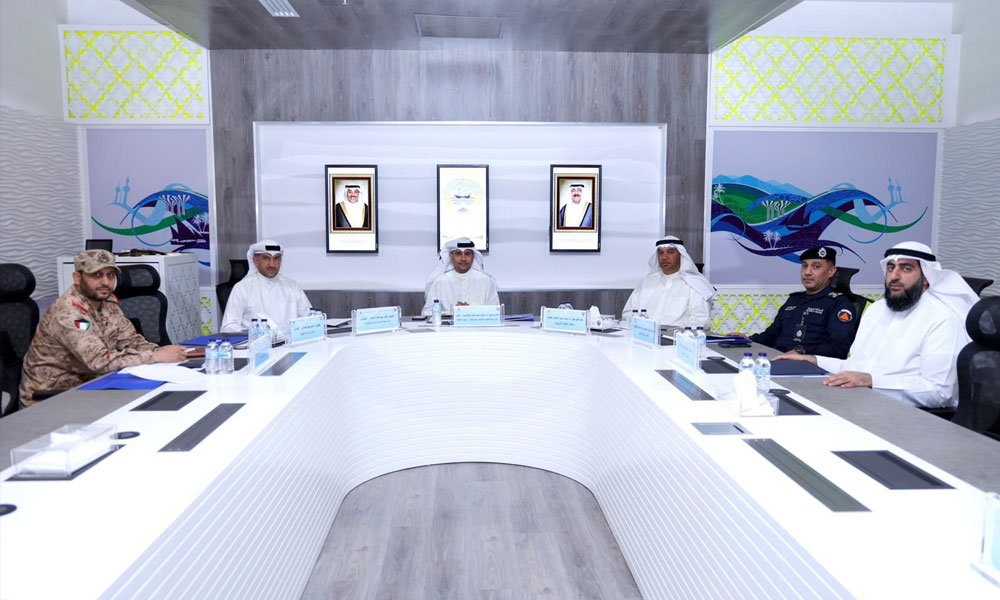 وزير الشباب والرياضة: استمرار تعليق النشاط الرياضي لمزيد من الدراسة