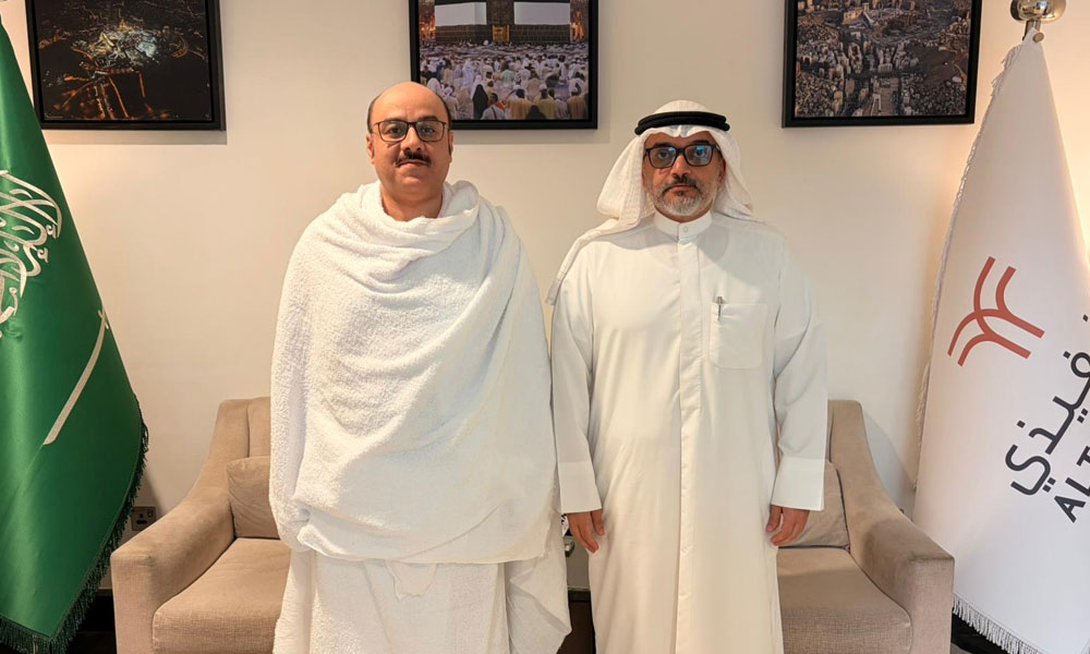 الكويت – قنصل الكويت في جدة يستقبل رئيس وفد الحج الكويتي في مكة لمتابعة استعدادات الحج الكويت – قنصل الكويت في جدة يستقبل رئيس وفد الحج الكويتي في مكة لمتابعة استعدادات الحج