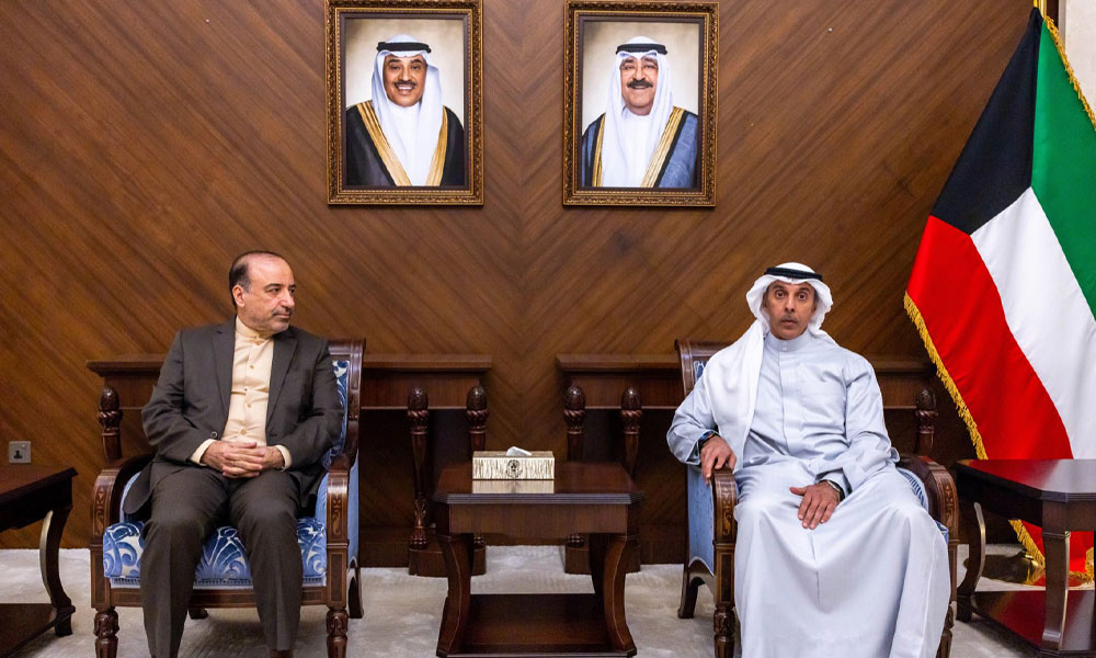 وزارة الخارجية تستدعي السفير الإيراني لدى البلاد وتسلمه مذكرة احتجاج