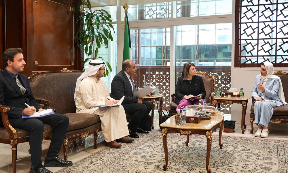 وزيرة الشؤون تبحث مع ممثل برنامج الأمم المتحدة الإنمائي تعزيز التعاون الاجتماعي والتنموي