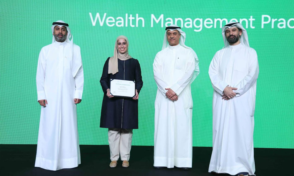 بيت التمويل الكويتي يحتفي بأكثر من 100 موظف ضمن بر
