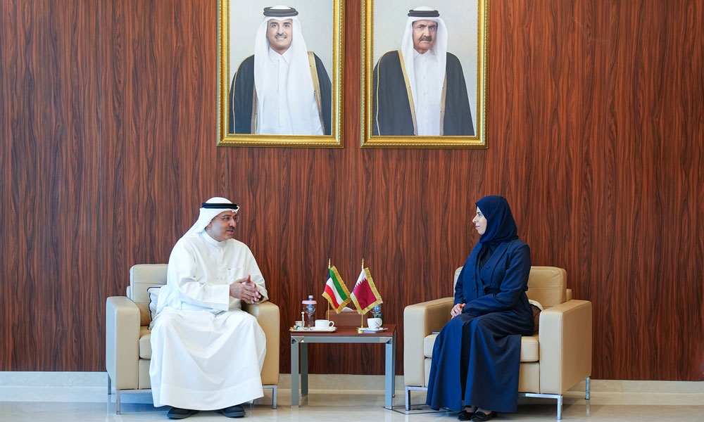 وكيل التعليم العالي يبحث في الدوحة مع وزيرة التربية القطرية ملفات مشتركة