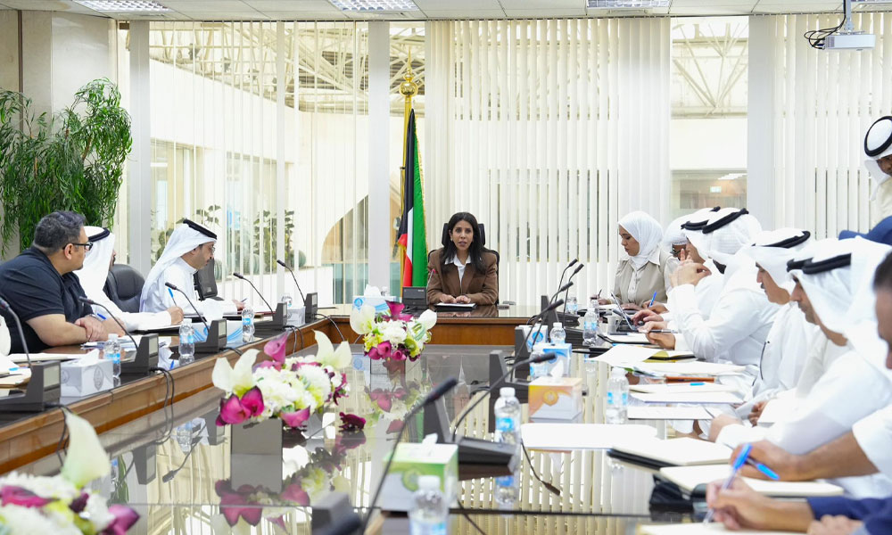 وزيرة الأشغال: تعزيز الرقابة الفنية والإشراف المباشر على موا