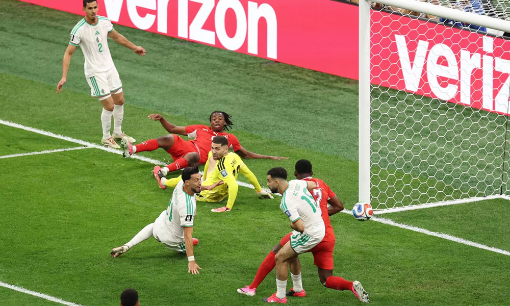 سويسرا تتأهل لدور الـ16 من بطولة كأس العالم بعد فوزها على الجزائر بهدفين