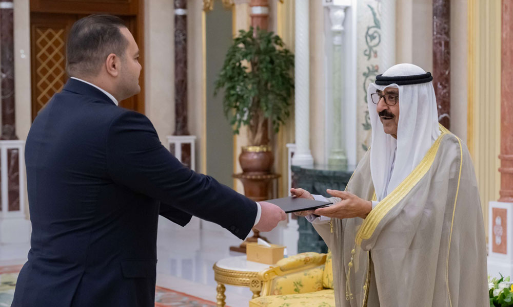 سمو أمير البلاد يتسلم أوراق اعتماد عدد من السفراء لدى دولة الكويت