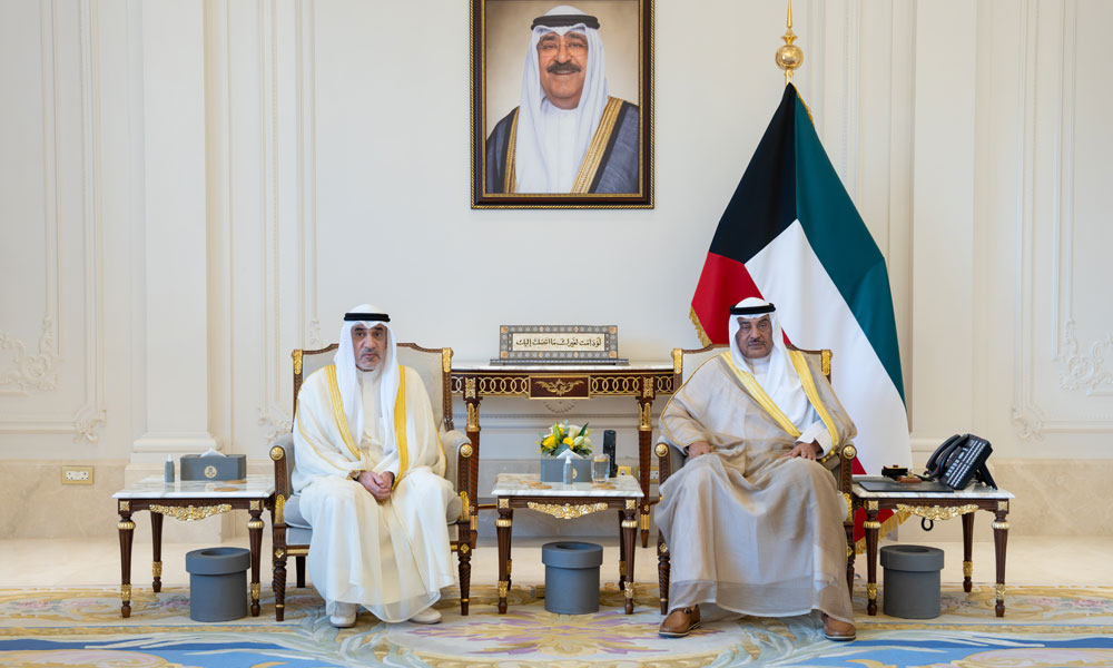 سمو ولي العهد يستقبل رئيس مجلس الوزراء بالإنابة ووزير الداخلية والمدير العام لإدارة “مكافحة المخدرات”