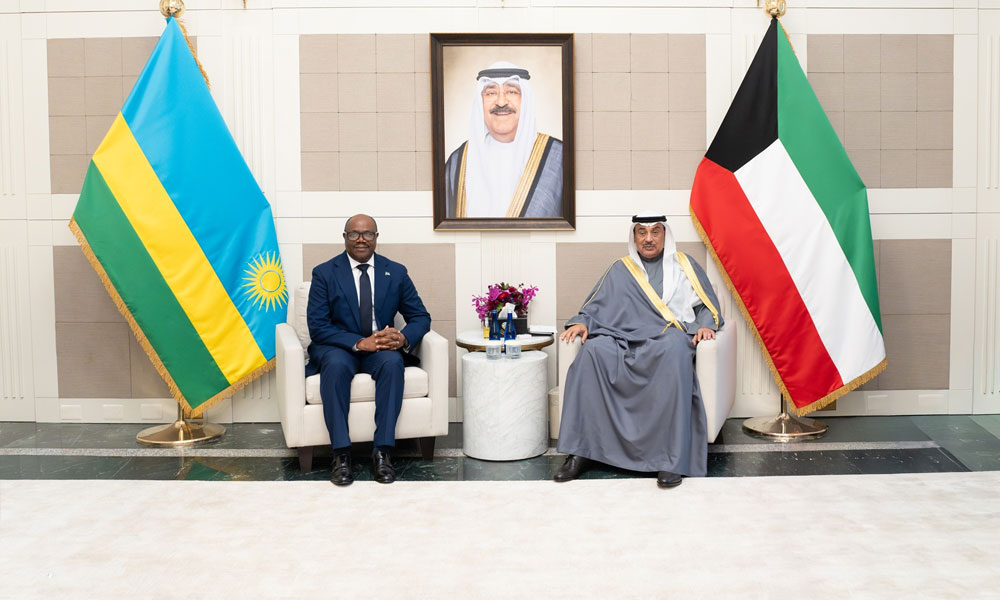 ممثل سمو أمير البلاد سمو ولي العهد يستقبل رئيس وزراء رواندا في مقر دولة الكويت لدى الأمم المتحدة بنيويورك
