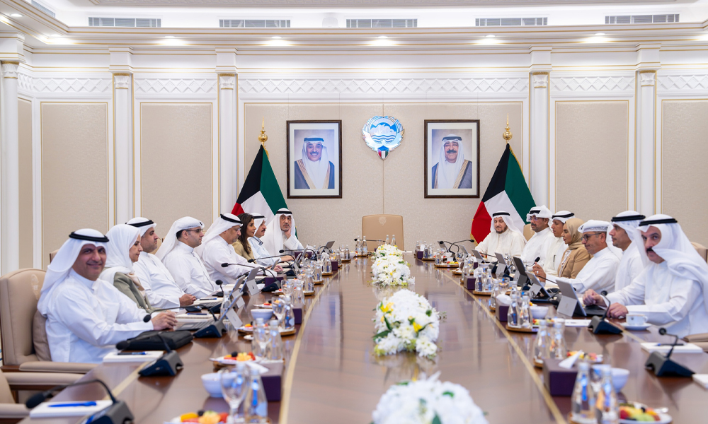 مجلس الوزراء يعقد اجماعا برئاسة رئيس مجلس الوزراء بالإنابة ووزير الداخلية الشيخ فهد يوسف سعود الصباح