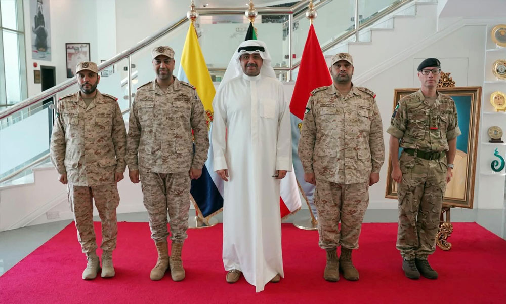 وزير الدفاع: حريصون على تطوير منظومة التأهيل والتدريب العسكري وفق أحدث المفاهيم والأساليب