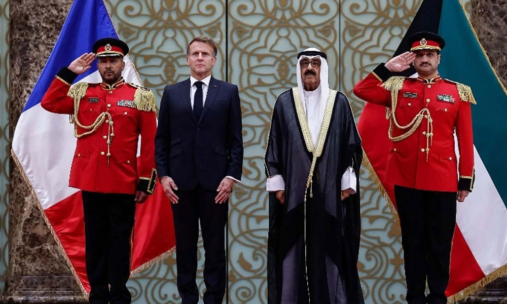 سمو أمير البلاد والرئيس الفرنسي يترأسان جلسة المباحثات الرسمية بين دولة الكويت وفرنسا