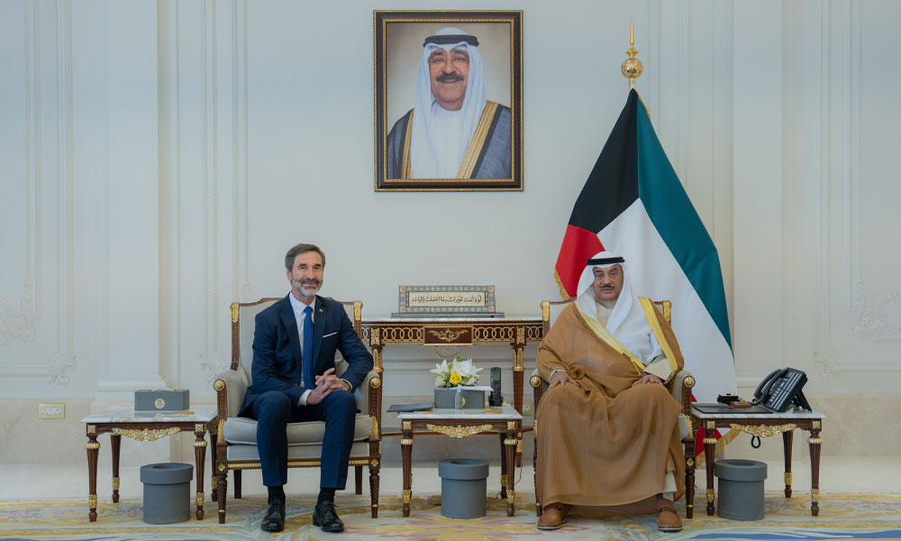 سمو ولي العهد يستقبل وزير الشؤون الخارجية والأوروبية في سلوفاكيا