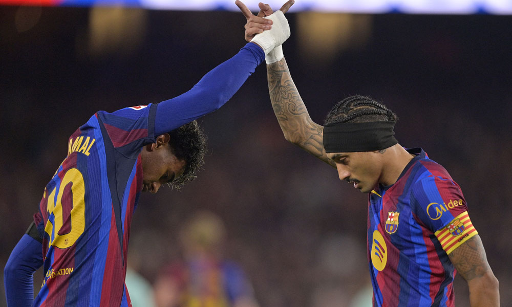 الدوري الإسباني: برشلونة يستعيد توازنه بسداسية أمام ألافيس ويستعيد الصدارة
